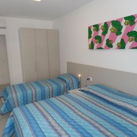 Apartment Modern Featuring A Rooftop Pool Bibione